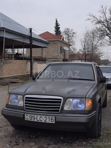 Mercedes E 220 d 1992, 500,000 km - 2.2 l - Beyləqan