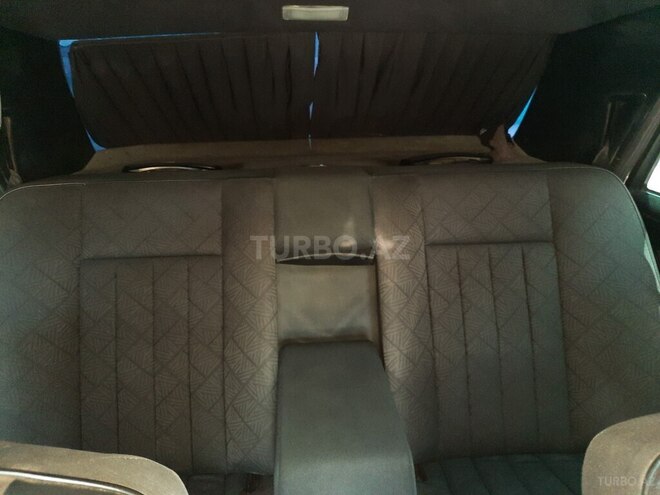 Mercedes E 220 d 1992, 500,000 km - 2.2 l - Beyləqan