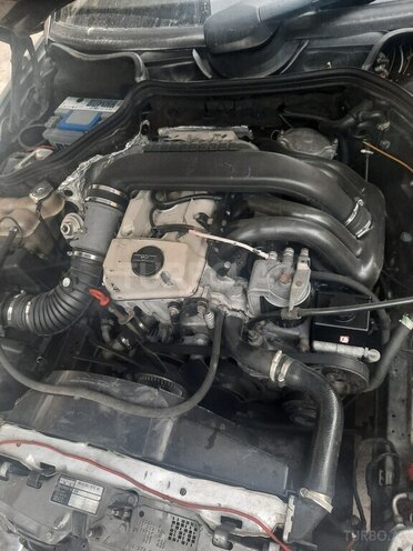Mercedes E 220 d 1992, 500,000 km - 2.2 l - Beyləqan