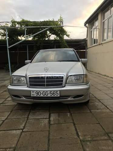 Mercedes C 200 2000, 495,000 km - 2.0 l - Bakı