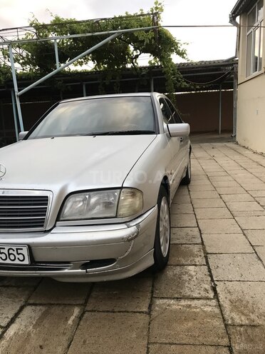Mercedes C 200 2000, 495,000 km - 2.0 l - Bakı