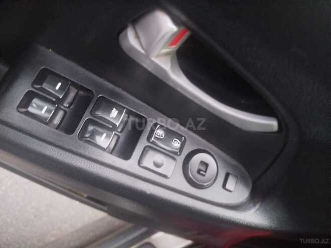 Kia Sportage 2010, 260,000 km - 2.0 l - Bakı