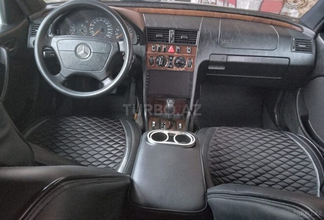 Mercedes C 180 1999, 318,199 km - 1.8 l - Qəbələ