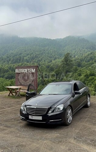 Mercedes E 220 d 2013, 217,000 km - 2.2 л - Bakı