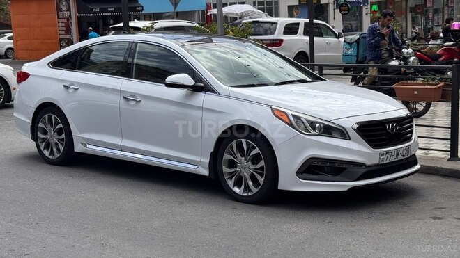 Hyundai Sonata-5