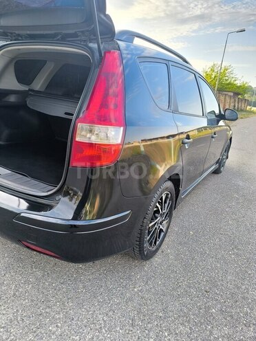 Hyundai i30 2010, 290,000 km - 1.6 l - Quba