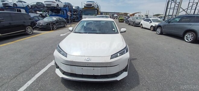 Changan Qiyuan A05 2025, 0 km - 1.5 l - Bakı