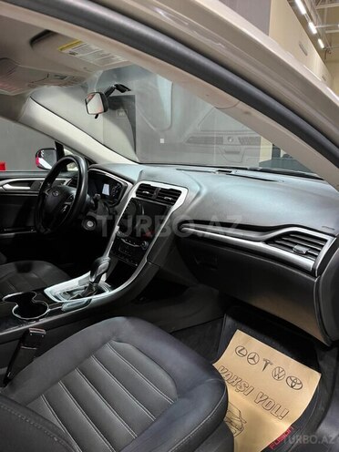 Ford Fusion (North America)-16