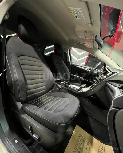 Ford Fusion (North America)-17
