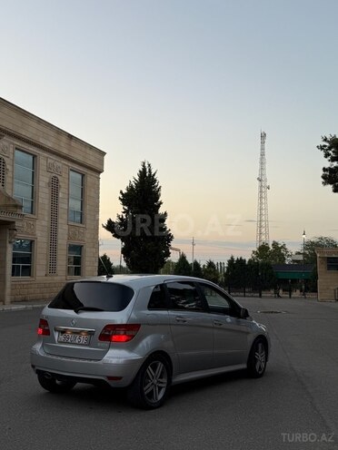 Mercedes B 180 2010, 87,000 km - 1.8 л - Tovuz