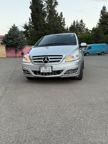 Mercedes B 180 2010, 87,000 km - 1.8 л - Tovuz