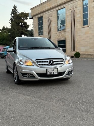 Mercedes B 180 2010, 87,000 km - 1.8 л - Tovuz