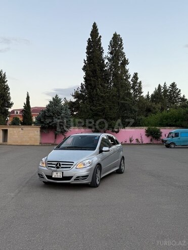 Mercedes B 180 2010, 87,000 km - 1.8 л - Tovuz