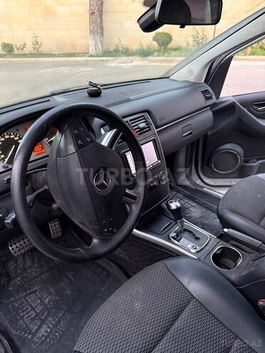Mercedes B 180 2010, 87,000 km - 1.8 л - Tovuz