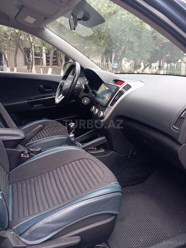 Kia Ceed 2009, 313,000 km - 1.4 л - Sumqayıt