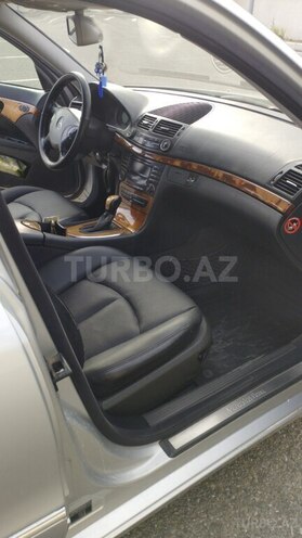 Mercedes E 270 2002, 244,500 km - 2.7 l - Gəncə