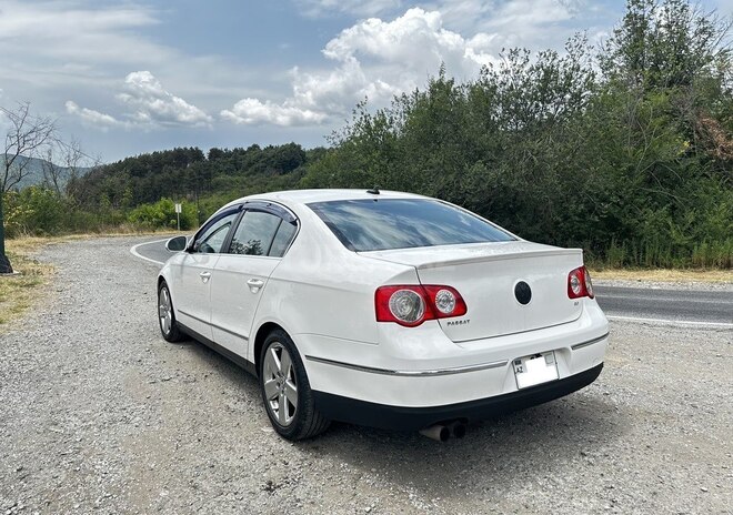Volkswagen Passat 2008, 382,000 km - 2.0 l - Bakı