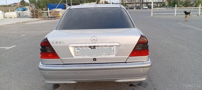 Mercedes C 240 2000, 370,000 km - 2.4 l - Bakı