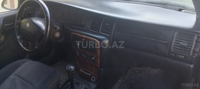 Opel Vectra 1996, 683,000 km - 2.5 l - Tovuz