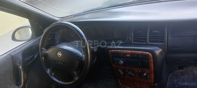 Opel Vectra 1996, 683,000 km - 2.5 l - Tovuz