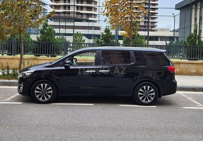 Kia Carnival 2015, 270,000 km - 2.2 l - Bakı
