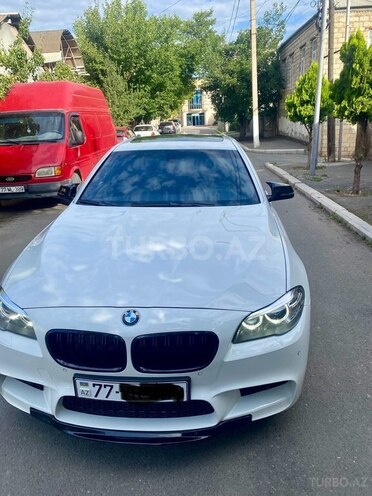 BMW 528 2016, 180,000 km - 2.0 l - Gəncə