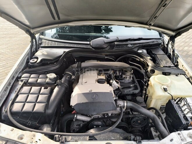 Mercedes C 200 1999, 301,000 km - 2.0 л - Masallı