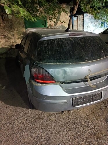 Opel Astra 2006, 111,000 km - 1.4 l - Bakı