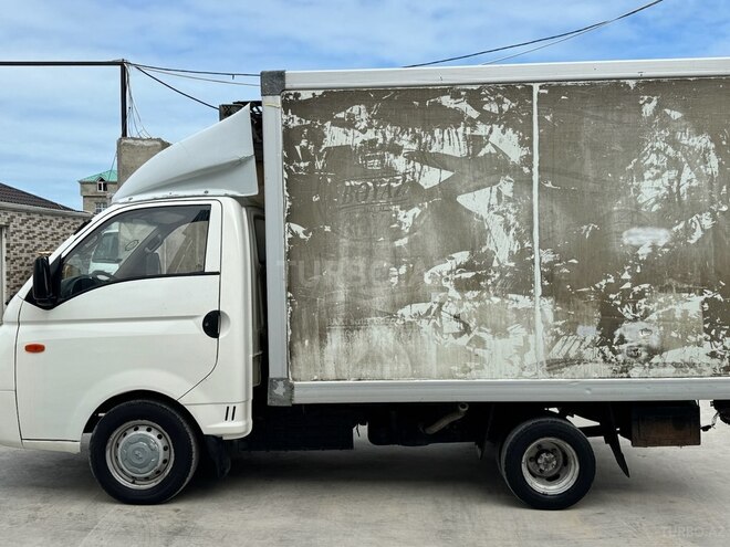 Hyundai H 100 2010, 548,725 km - 2.6 l - Bakı