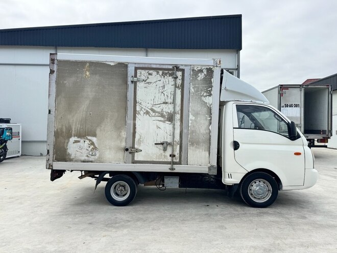 Hyundai H 100 2010, 548,725 km - 2.6 l - Bakı