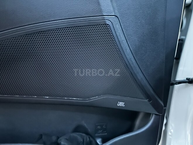 Hyundai Sonata-4