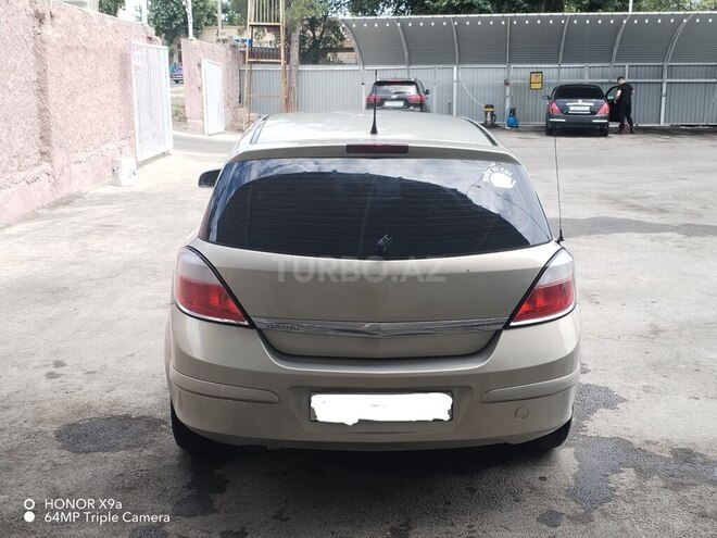 Opel Astra 2005, 105,897 km - 1.4 л - Yevlax