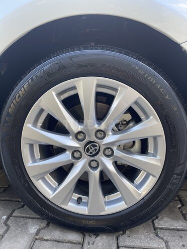 Toyota Camry 2019, 19,000 km - 2.5 л - Bakı