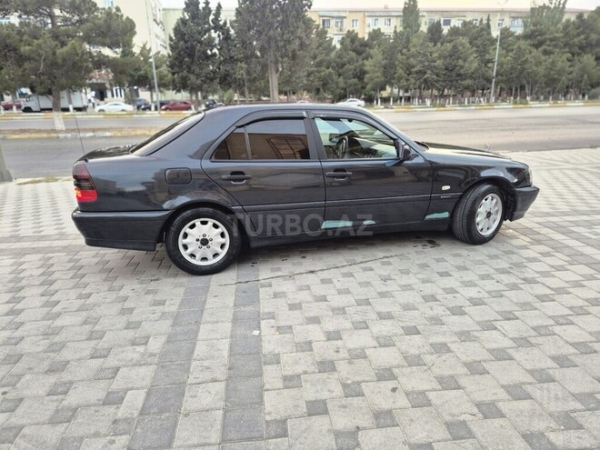 Mercedes C 220 1999, 345,000 km - 2.2 л - Sumqayıt