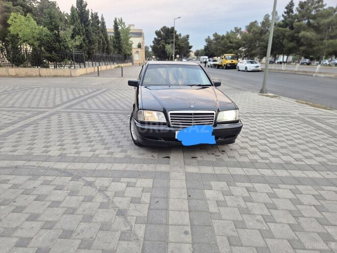 Mercedes C 220 1999, 345,000 km - 2.2 л - Sumqayıt