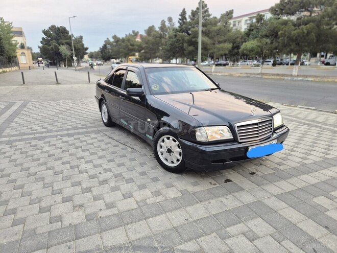 Mercedes C 220 1999, 345,000 km - 2.2 л - Sumqayıt