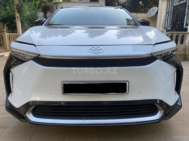 Toyota bZ4X 2023, 41,000 km - 0.0 l - Bakı