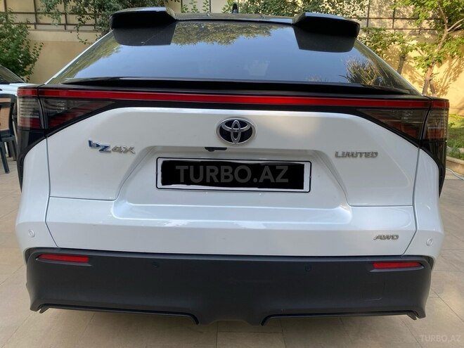 Toyota bZ4X 2023, 41,000 km - 0.0 l - Bakı