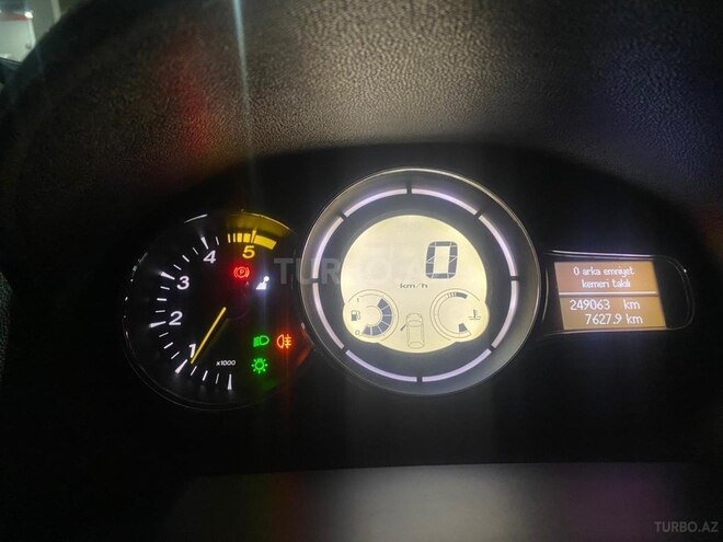 Renault Megane 2011, 277,000 km - 1.5 л - Bakı