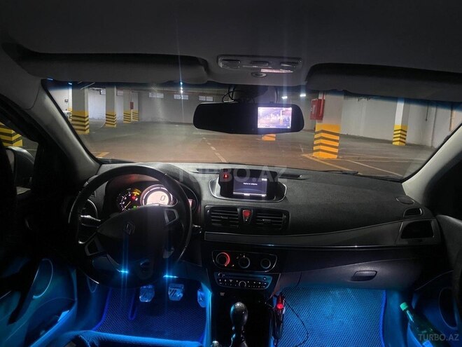 Renault Megane 2011, 277,000 km - 1.5 л - Bakı