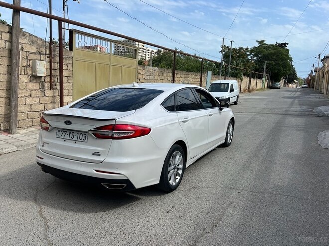 Ford Fusion (North America) 2019, 291,234 km - 2.0 л - Bakı