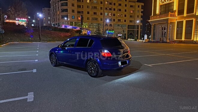 Opel Astra 2009, 271,000 km - 1.4 l - Bakı