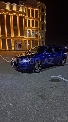 Opel Astra 2009, 271,000 km - 1.4 l - Bakı