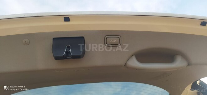Kia Carnival 2015, 229,000 km - 2.2 l - Bakı
