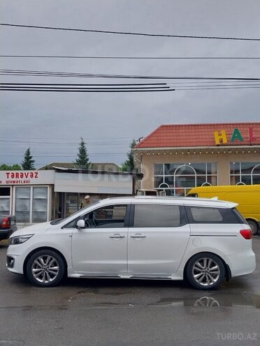 Kia Carnival 2015, 229,000 km - 2.2 l - Bakı