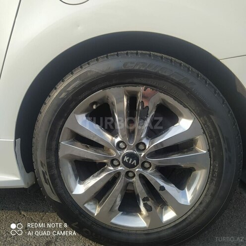 Kia Carnival 2015, 229,000 km - 2.2 l - Bakı