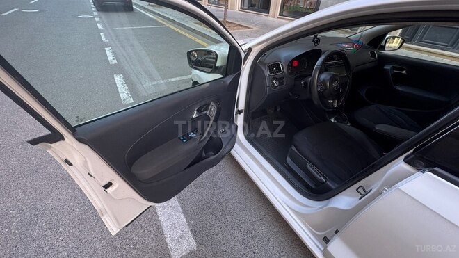 Volkswagen Polo 2012, 196,000 km - 1.6 l - Bakı