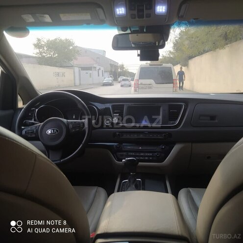 Kia Carnival 2015, 229,000 km - 2.2 l - Bakı