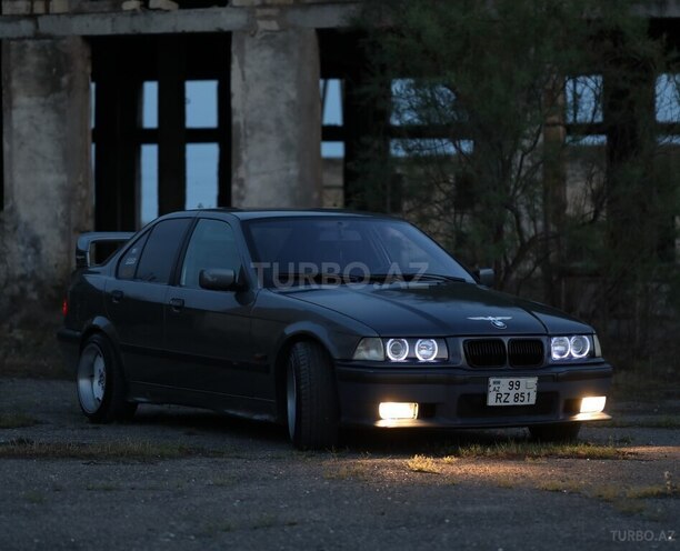 BMW 320 1993, 375,000 km - 2.0 l - Bakı