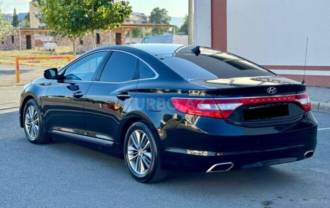 Hyundai Grandeur 2015, 258,000 km - 2.2 л - Gəncə